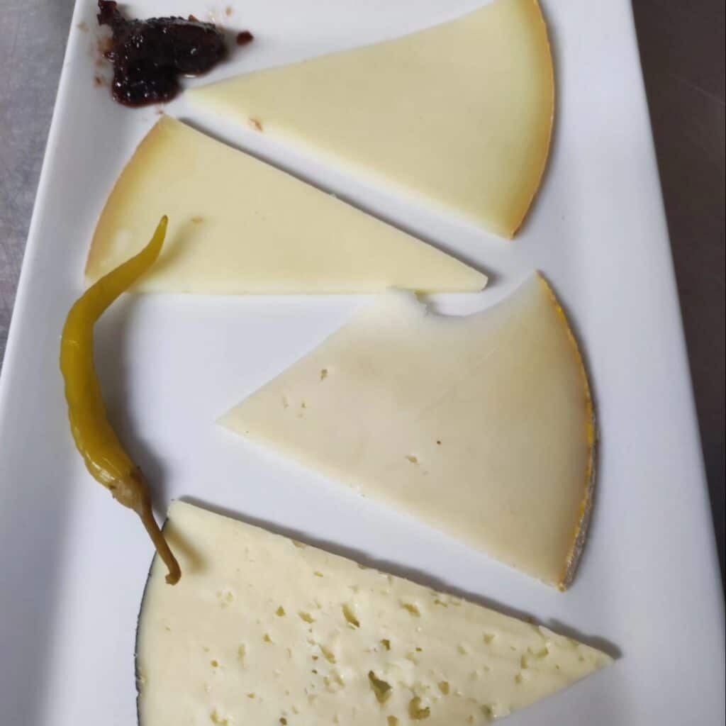 555051344 1387102963419490 2971688000904458520 n