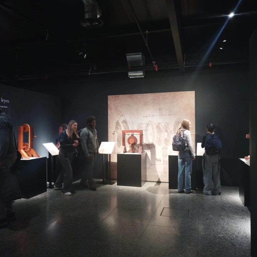 586228032 1422935536502899 5240779140324048648 n